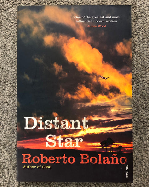 Distant Star by Robeto Bolano softcover book